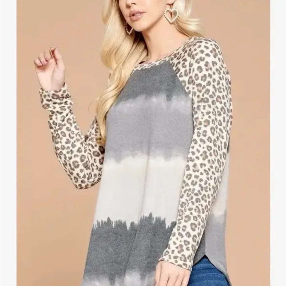 NWOT-Emerald Brand Leopard Sleeve Gray Ombre Raglan Top - Women Sz M - Picture 1 of 10